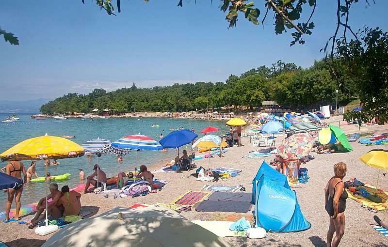 Simpa Lägenhet Njivice